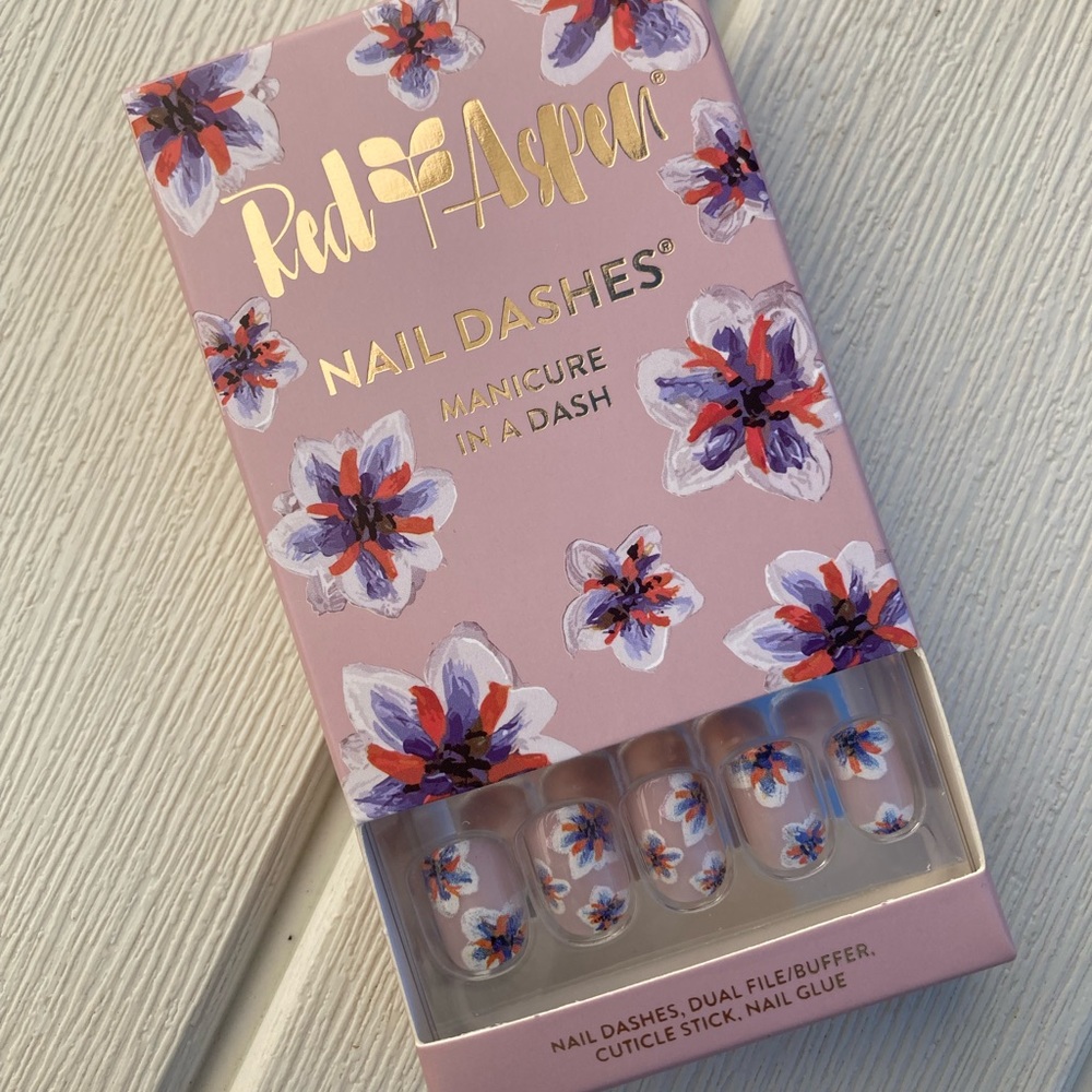 *Limited Edition Red Aspen Nails Springtime Syringa Payton
